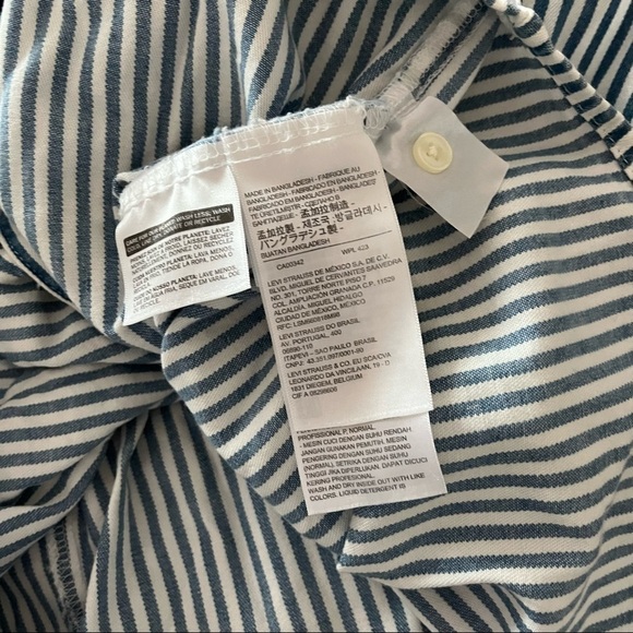 NEW LEVIS sz XL RUMI Sleeveless Striped Button Down Shirt Tied Front - Picture 8 of 8